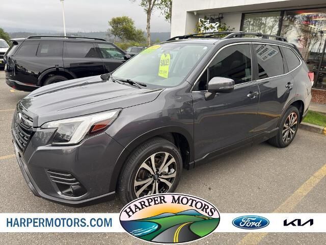 2022 Subaru Forester Limited — photo 1 of 13