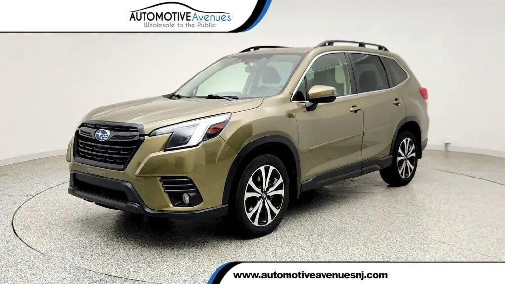 2023 Subaru Forester Limited — photo 1 of 2