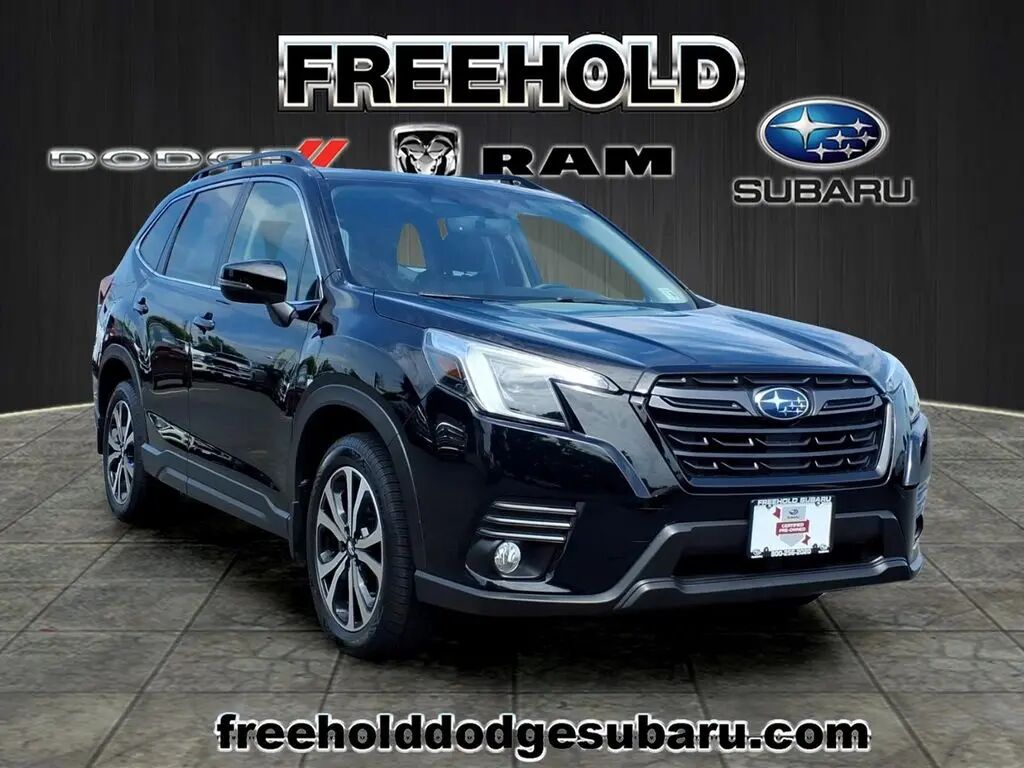 2023 Subaru Forester Limited — photo 1 of 13