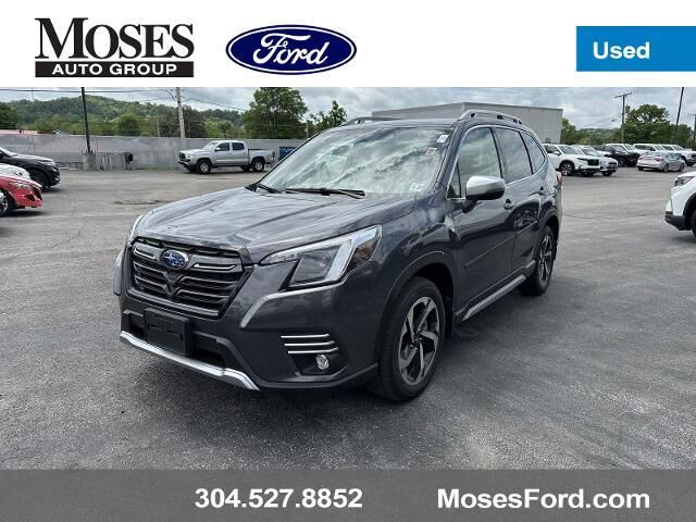 2023 Subaru Forester Touring — photo 1 of 26