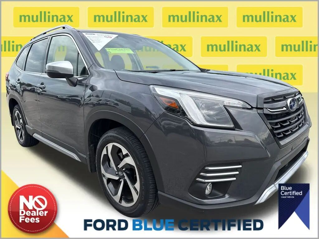 2022 Subaru Forester Touring — photo 1 of 20