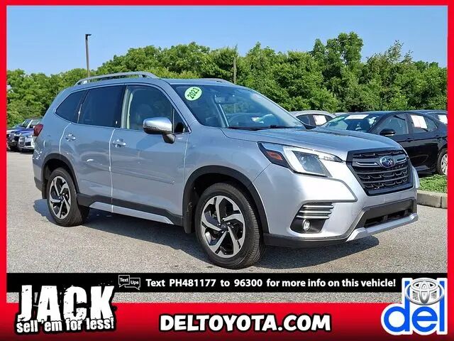 2023 Subaru Forester Touring — photo 1 of 13
