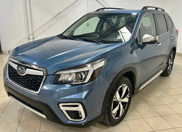 2019 Subaru Forester Touring — photo 1 of 13