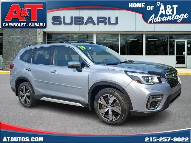 2019 Subaru Forester Touring — photo 1 of 13