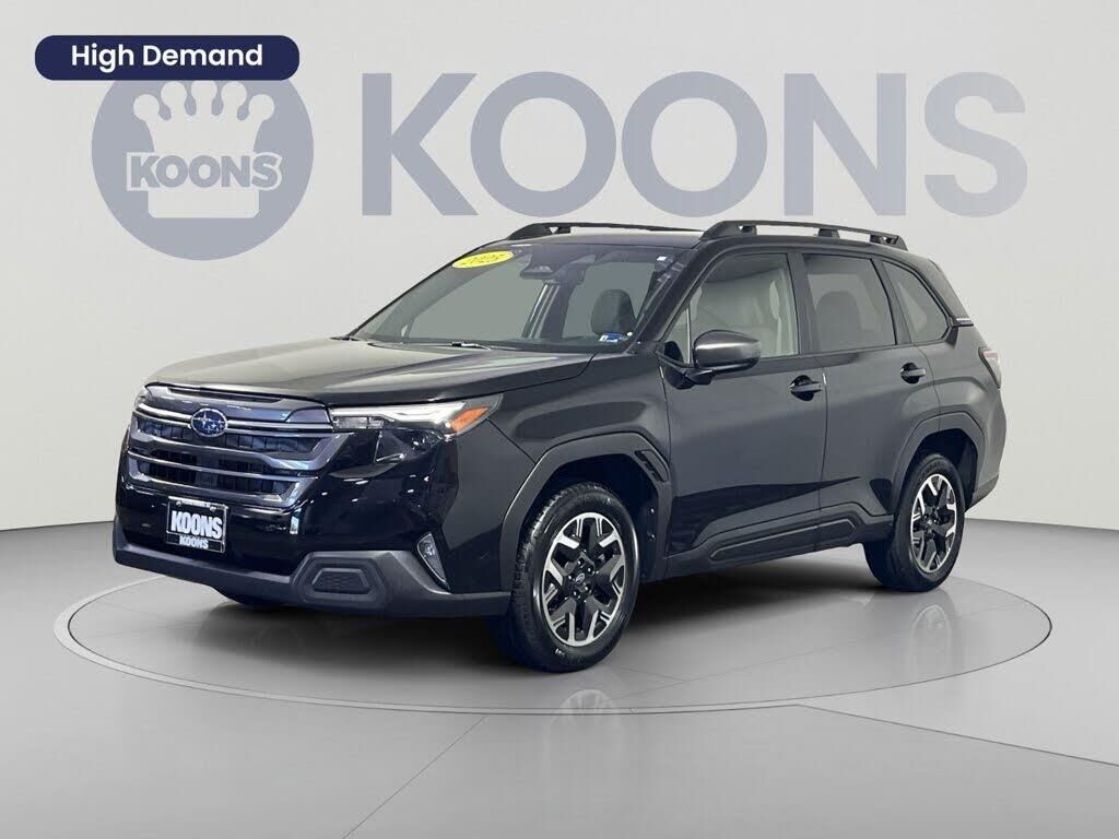 2025 Subaru Forester Premium — photo 1 of 1