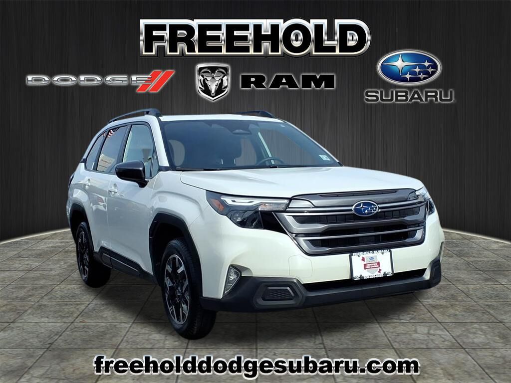 2025 Subaru Forester — photo 1 of 13
