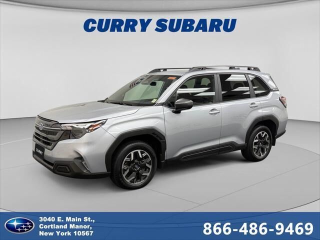 2025 Subaru Forester Premium — photo 1 of 13