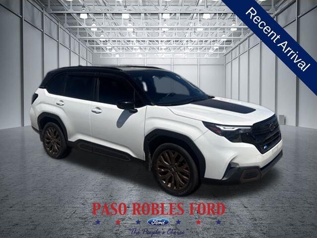 2025 Subaru Forester Sport — photo 1 of 6
