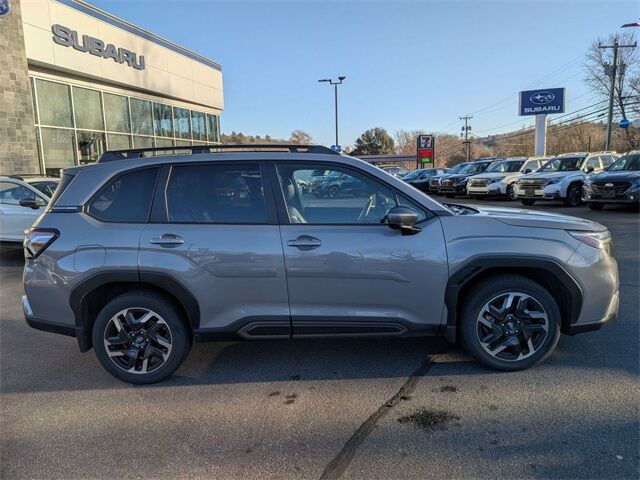 2025 Subaru Forester Limited — photo 1 of 13