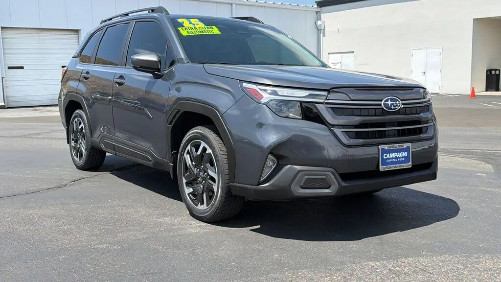 2025 Subaru Forester Limited — photo 1 of 13
