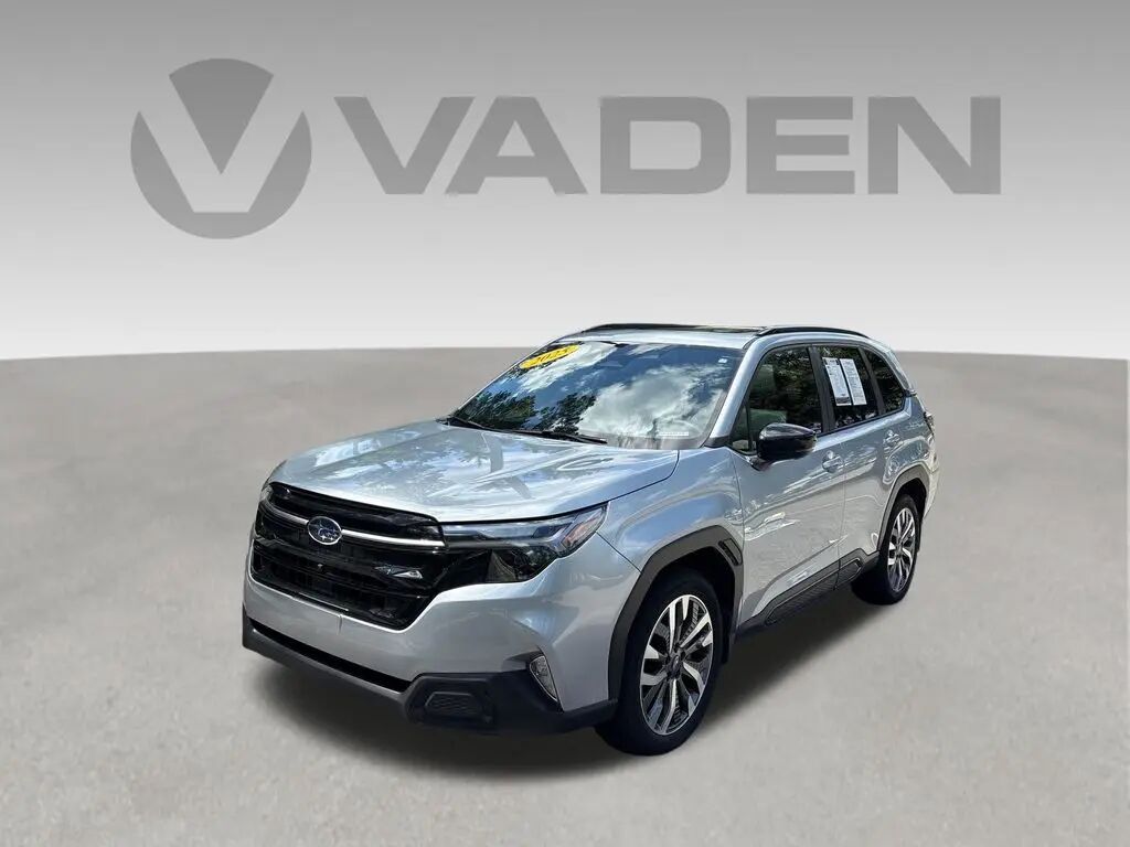 2025 Subaru Forester Touring — photo 1 of 26