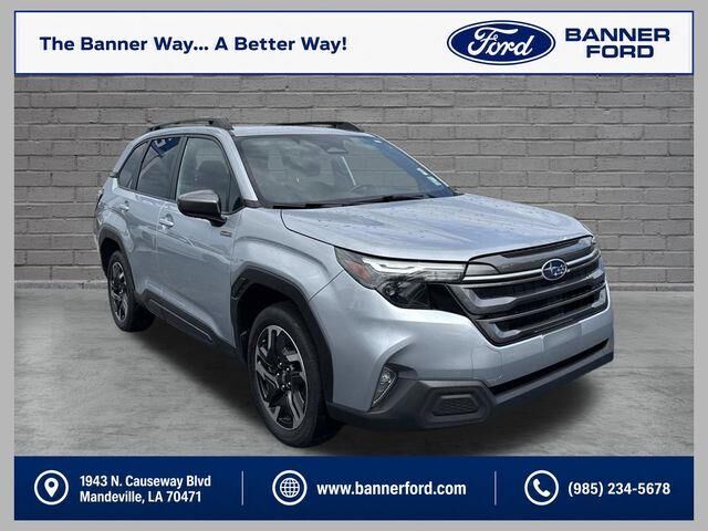 2025 Subaru Forester Premium Hybrid — photo 1 of 26
