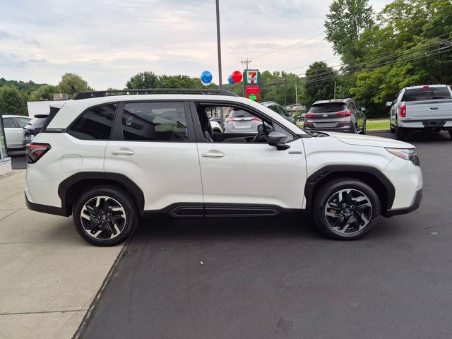 2025 Subaru Forester Limited — photo 1 of 13