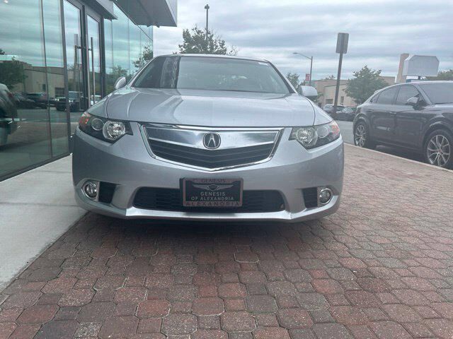 2013 Acura TSX w/Tech — photo 1 of 13