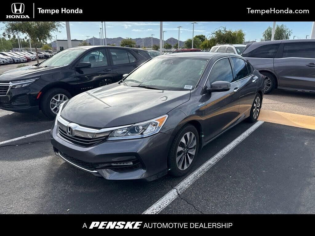 2017 Honda Accord Hybrid Base — photo 1 of 1
