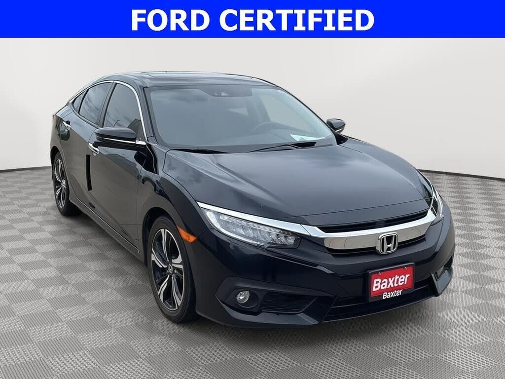 2018 Honda Civic Touring — photo 1 of 1