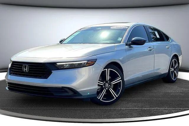 2025 Honda Civic Hybrid Sport — photo 1 of 26