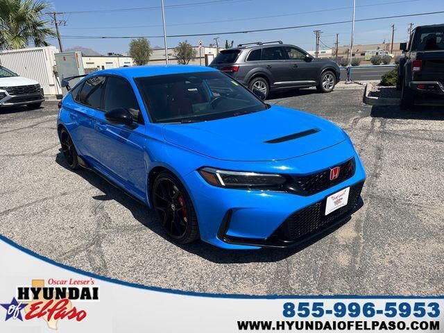 2025 Honda Civic Type R — photo 1 of 1
