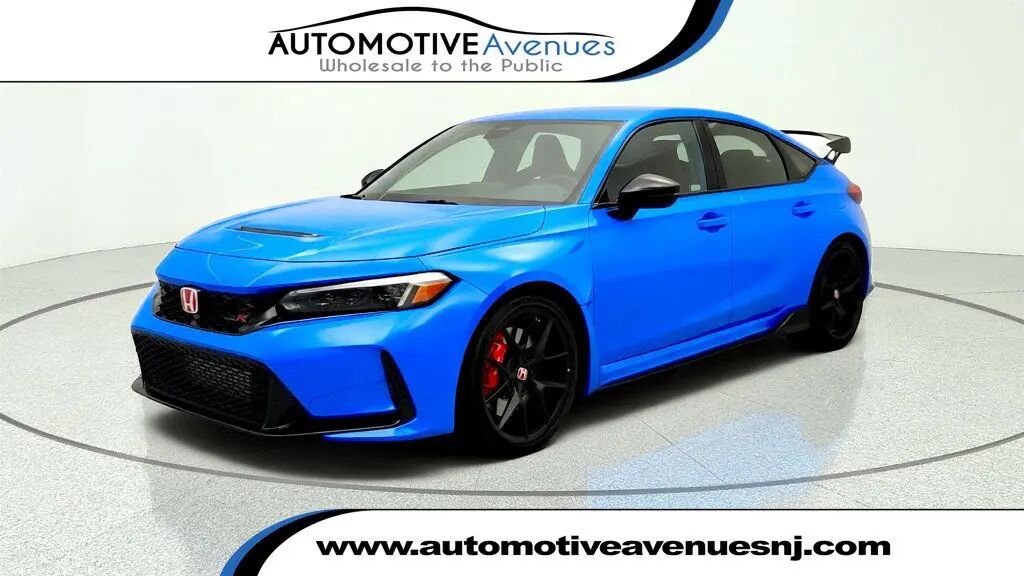 2025 Honda Civic Type R — photo 1 of 26