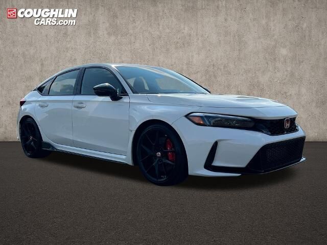 2025 Honda Civic Type R — photo 1 of 13