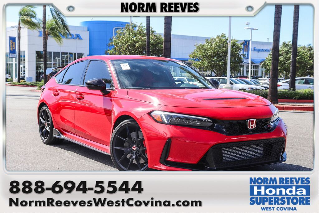 2025 Honda Civic Type R — photo 1 of 7