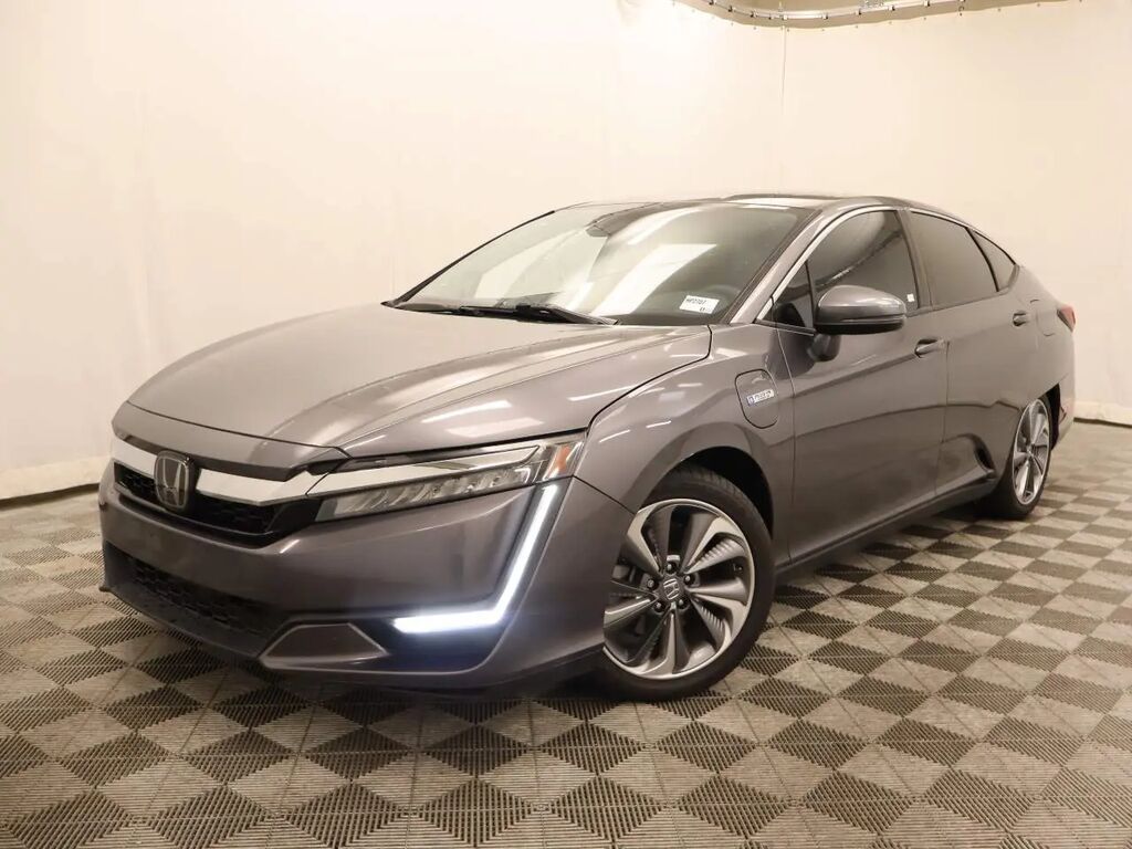 2018 Honda Clarity Plug-In Hybrid Base — photo 1 of 13