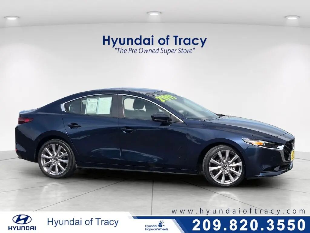 2021 Mazda Mazda3 Sedan Preferred — photo 1 of 13