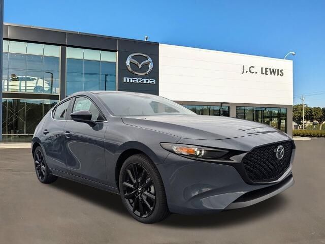 2026 Mazda Mazda3 Hatchback 2.5 S Carbon Edition — photo 1 of 13