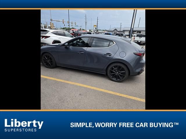 2020 Mazda Mazda3 Hatchback Premium — photo 1 of 8