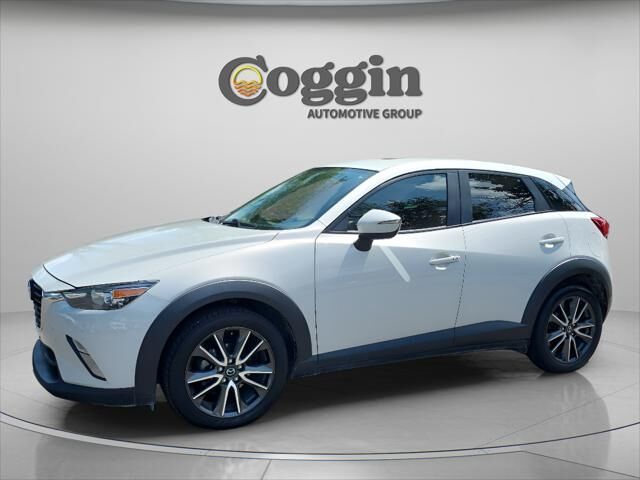 2017 Mazda CX-3 Touring — photo 1 of 7