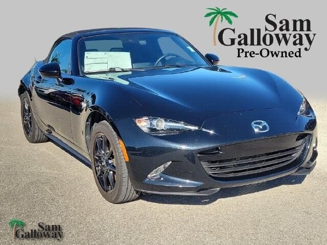 2022 Mazda MX-5 Miata Sport