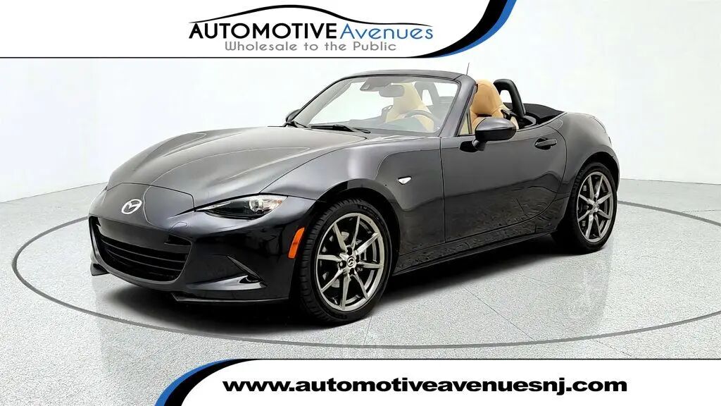 2016 Mazda MX-5 Miata Grand Touring — photo 1 of 24