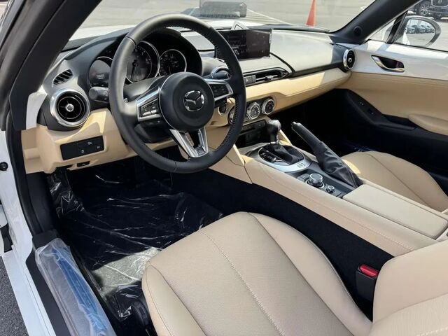 2025 Mazda MX-5 Miata Grand Touring — photo 1 of 12