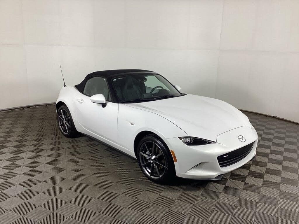 2016 Mazda MX-5 Miata Grand Touring — photo 1 of 15
