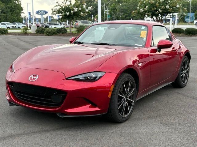 2025 Mazda MX-5 Miata RF Grand Touring — photo 1 of 26