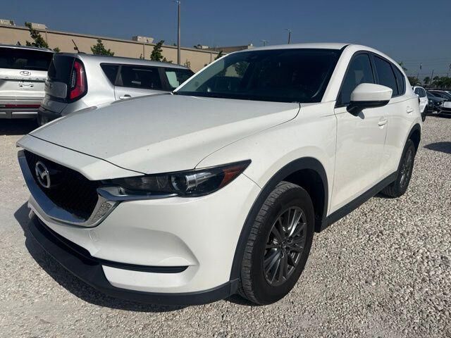 2017 Mazda CX-5 Touring — photo 1 of 13