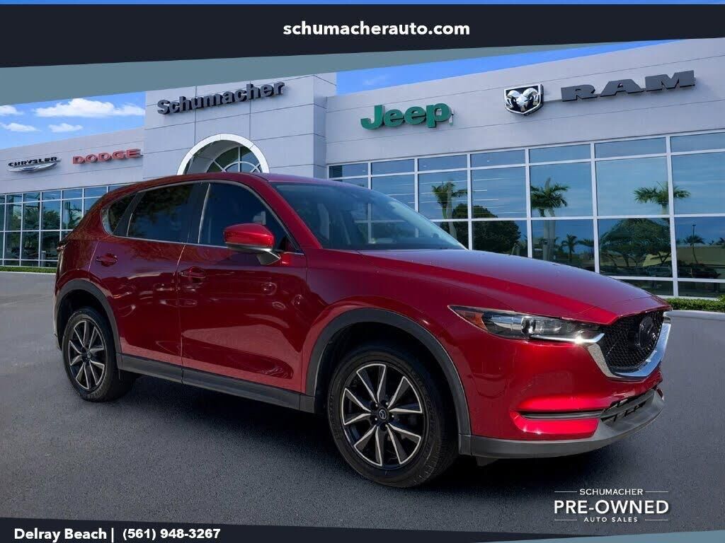 2018 Mazda CX-5 Touring — photo 1 of 1