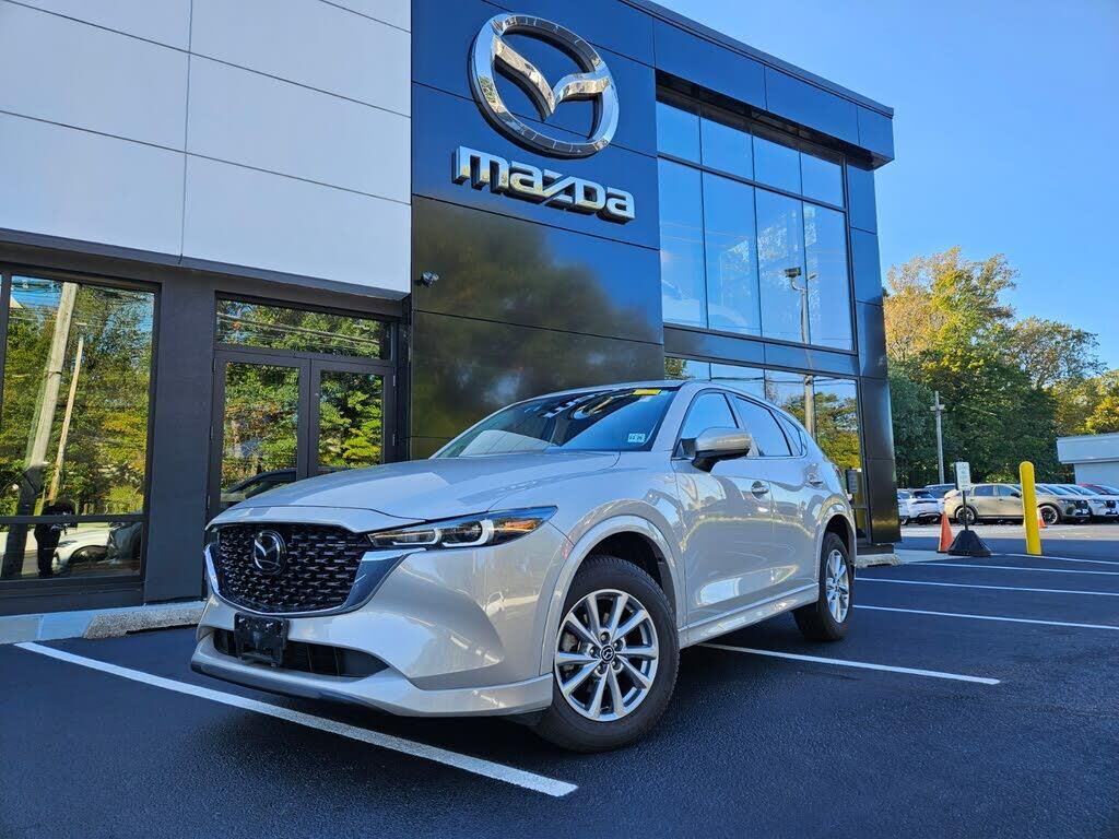2024 Mazda CX-5 2.5 S Preferred — photo 1 of 1