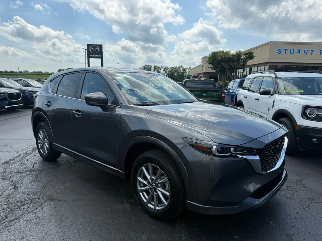 2025 Mazda CX-5 2.5 S Preferred — photo 1 of 39