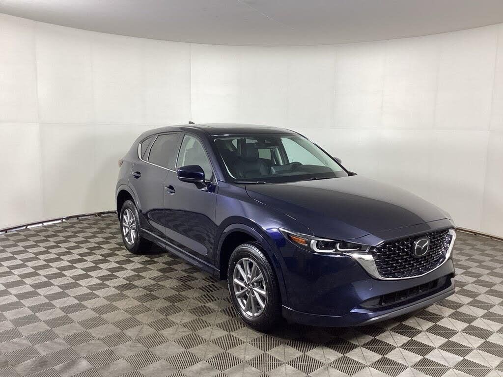 2025 Mazda CX-5 2.5 S Preferred — photo 1 of 18