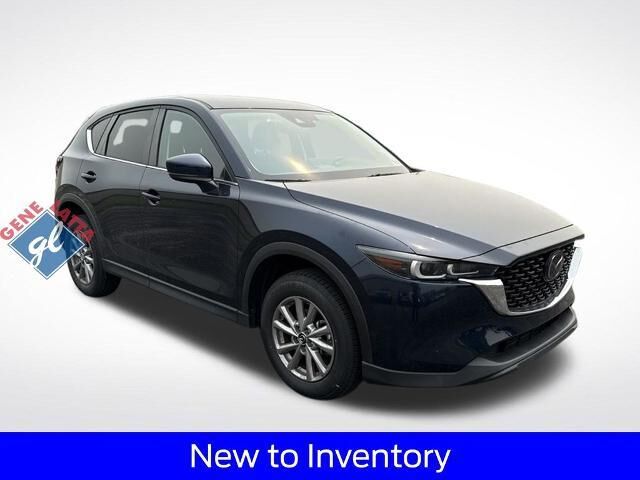 2022 Mazda CX-5 2.5 S Preferred — photo 1 of 24