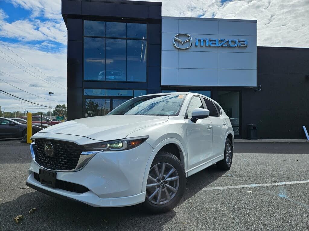 2024 Mazda CX-5 2.5 S Preferred — photo 1 of 1