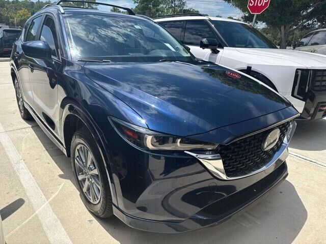 2025 Mazda CX-5 2.5 S Preferred — photo 1 of 39
