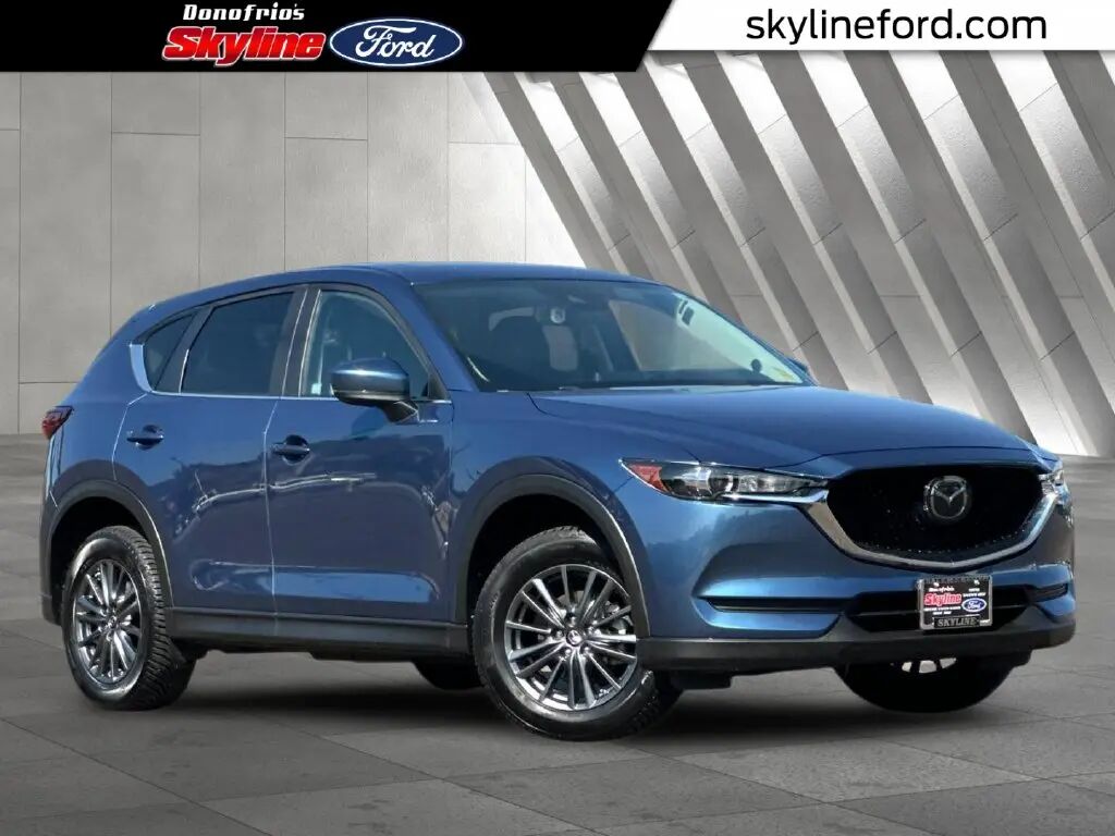 2019 Mazda CX-5 Touring — photo 1 of 13