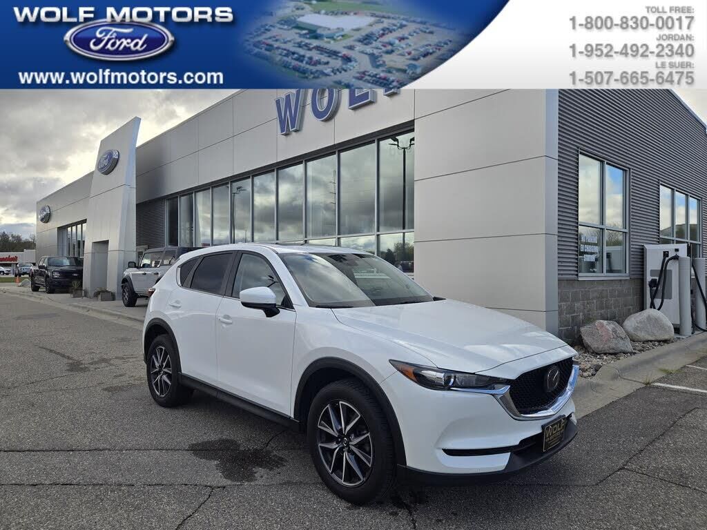 2018 Mazda CX-5 Touring — photo 1 of 1