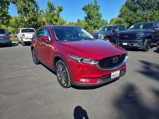 2017 Mazda CX-5 Grand Touring — photo 1 of 9