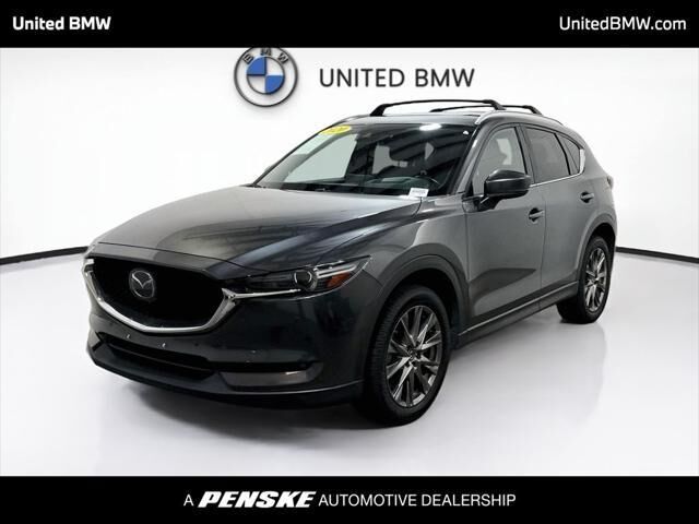 2020 Mazda CX-5 Signature — photo 1 of 13