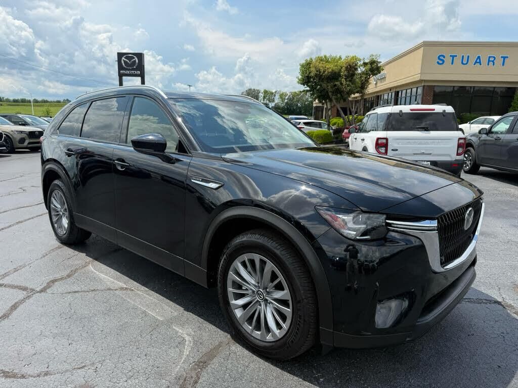 2025 Mazda CX-90 3.3 Turbo Preferred — photo 1 of 28