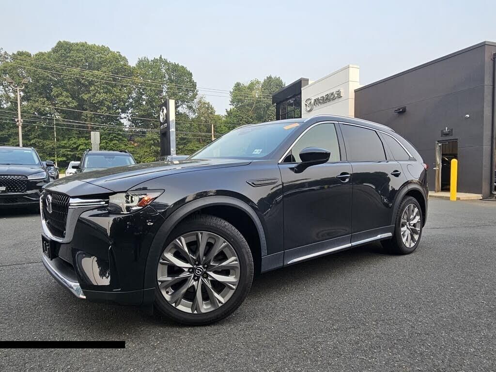2024 Mazda CX-90 3.3 Turbo Premium — photo 1 of 16