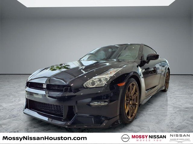 2024 Nissan GT-R T-spec